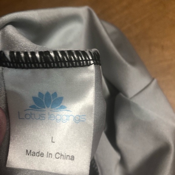 Size S-M Lotus leggings- Cheshire Cat edition - Picture 5 of 9